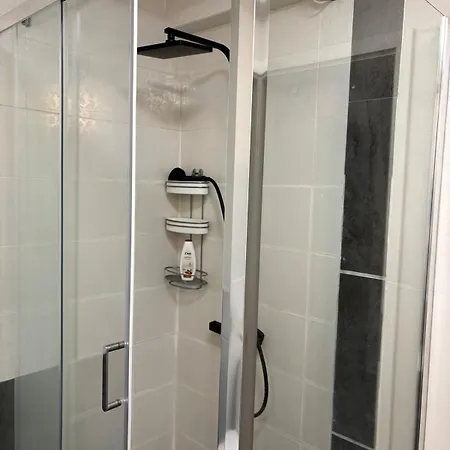 Lilia 4 Self-check In ソフィア