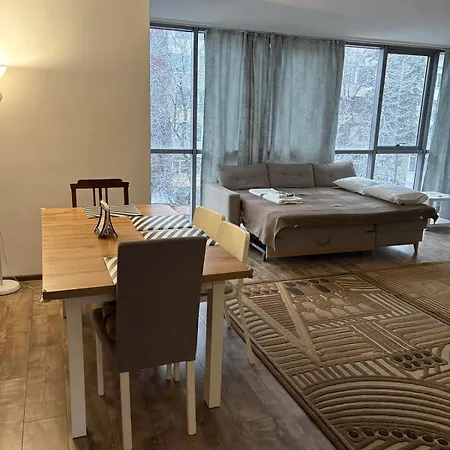 Lilia 4 Self-check In * 소피아